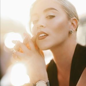 Meet your Posher, Noel